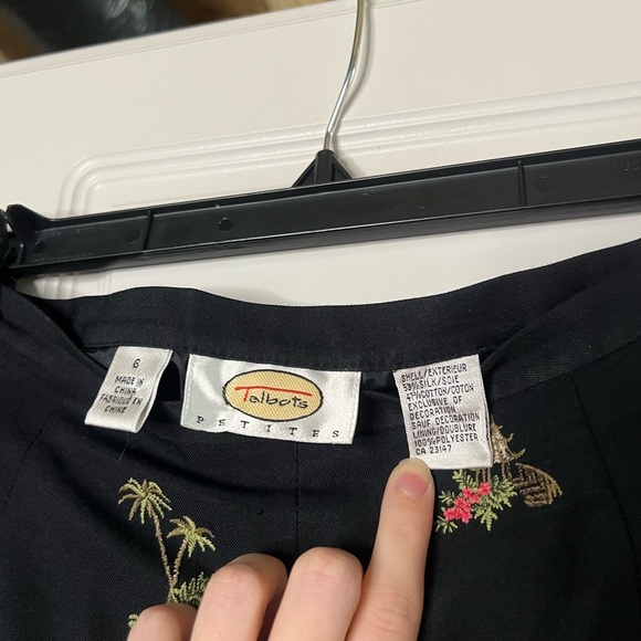 Vintage Talbots Embroidered Silk Blend Capri - Picture 8 of 8